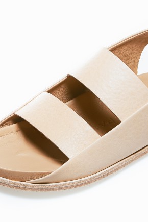 Main Natural Leather Flat