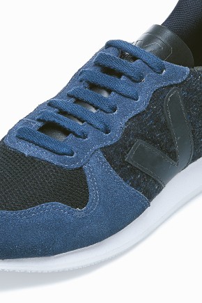 Holiday Dark Navy Flannel Runner