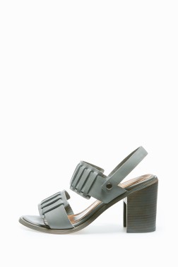 Central Matte Grey Heel