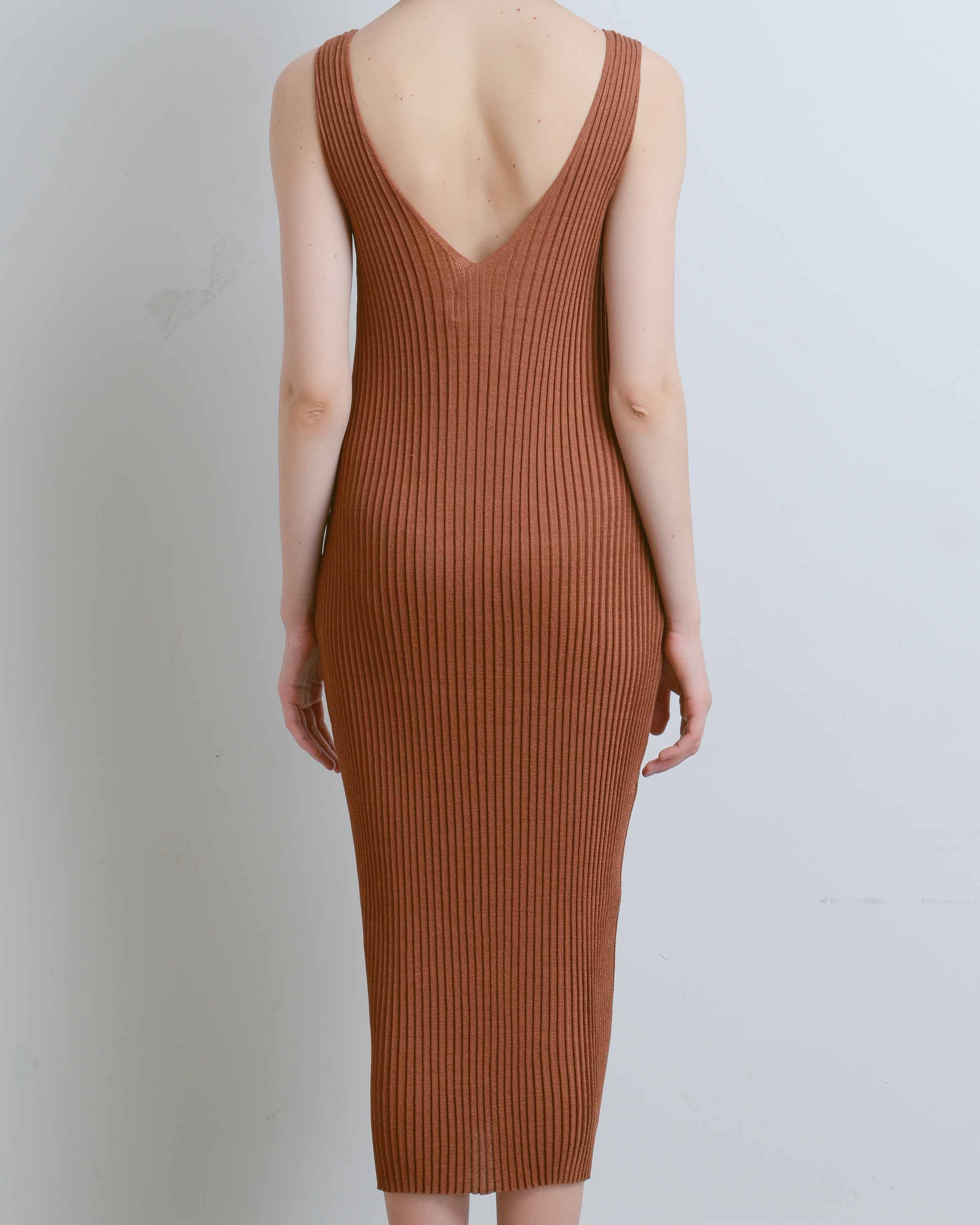 Brown Sleeveless Ribbed Knit Dress