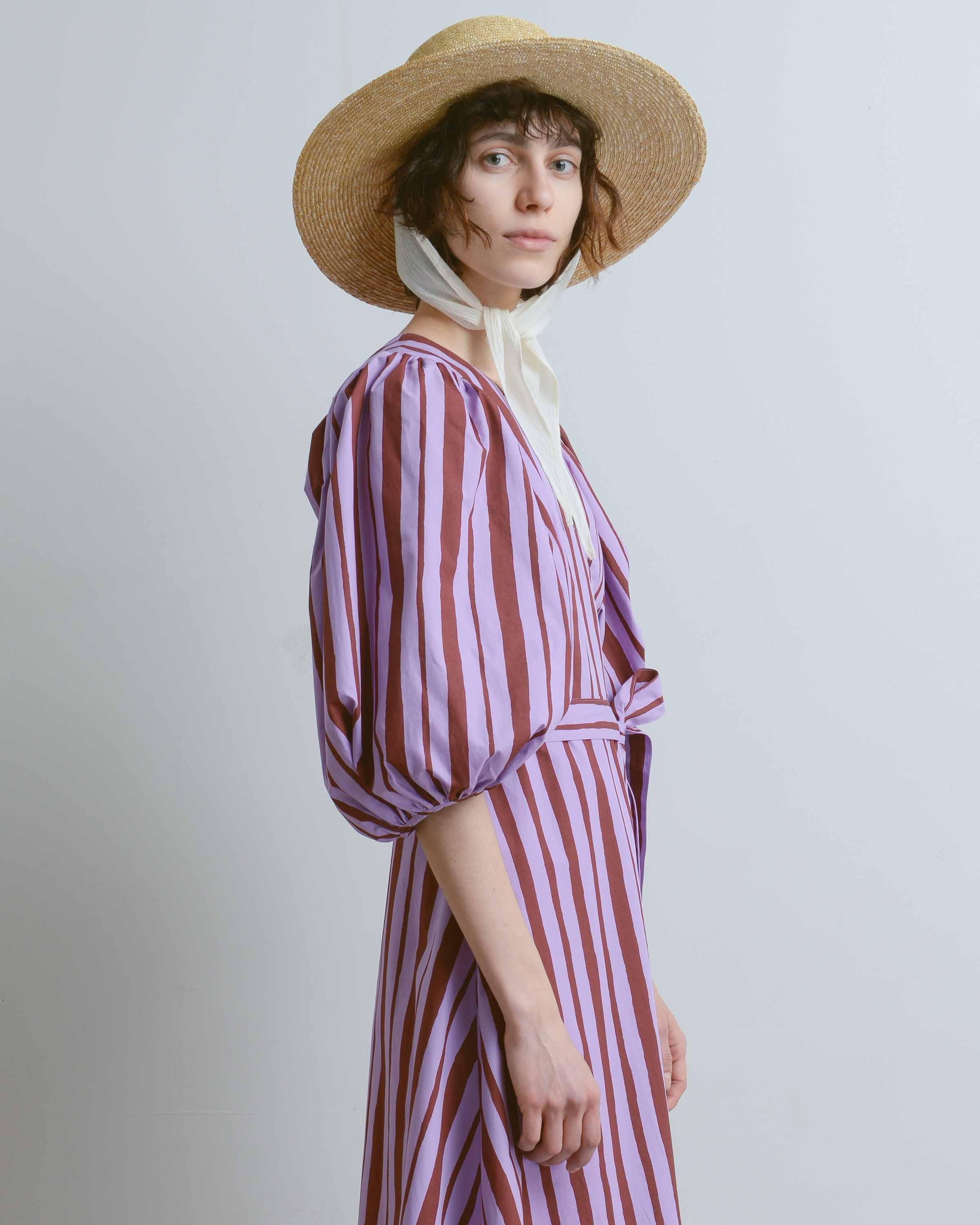 Natural Medium Brim Flat Top Hat