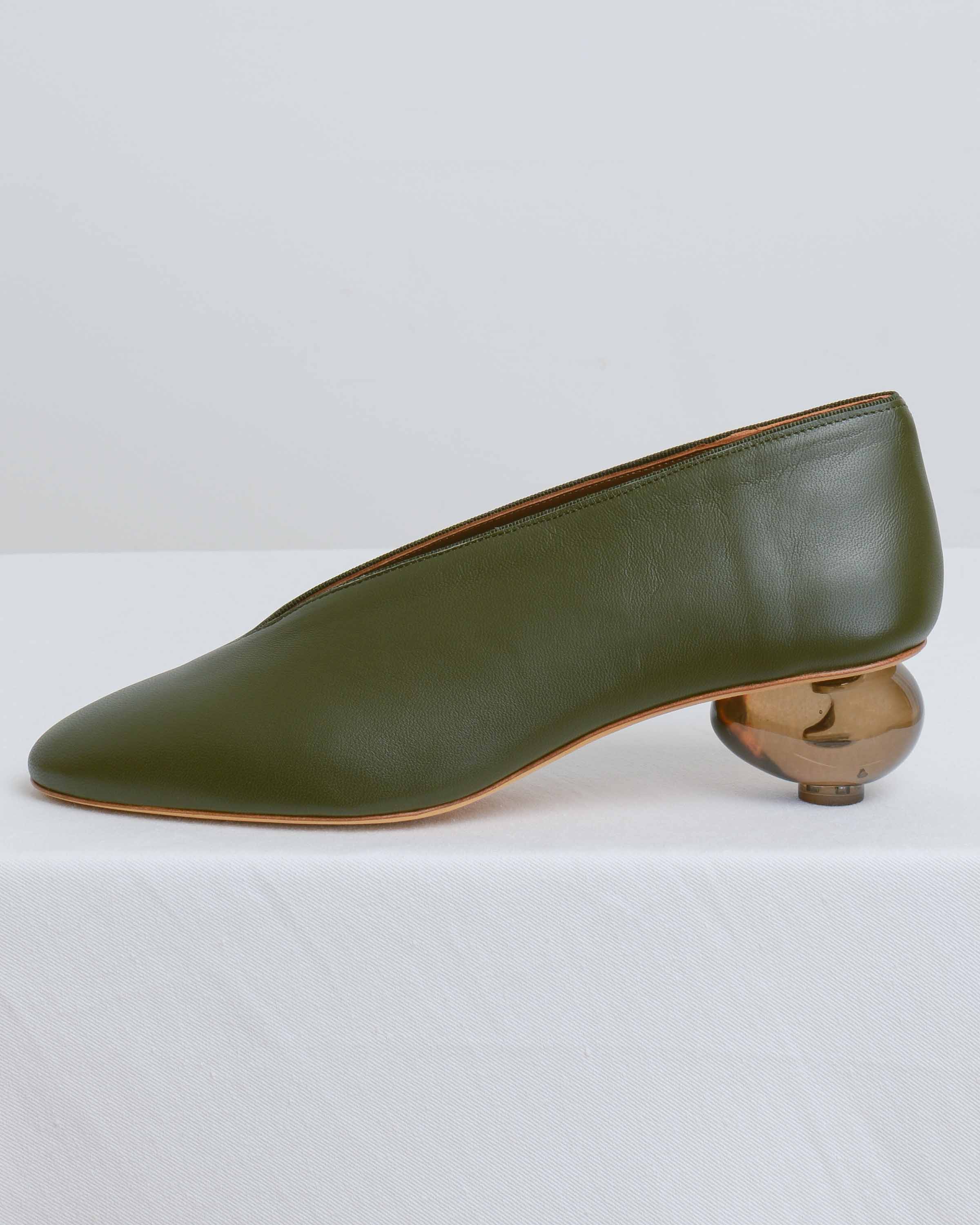 Verde Oliva Egg Pump